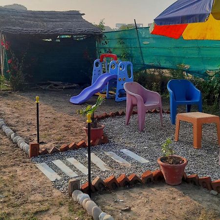 Corbett Veda Inn Rámnagar Kültér fotó