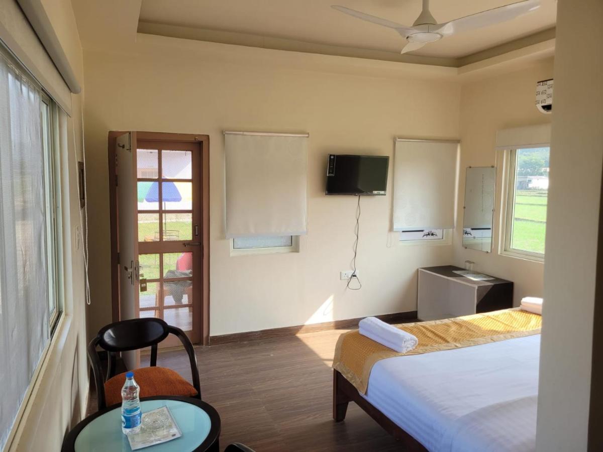Corbett Veda Inn Rámnagar Kültér fotó